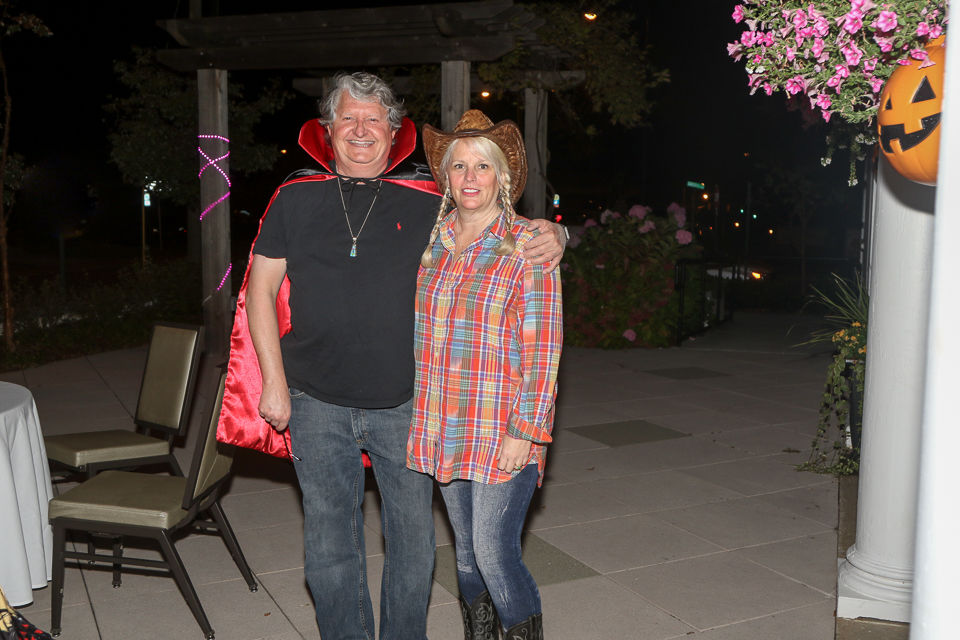 Meeting Place Mission Halloween Party_Morganton Community House 2019-9114.JPG
